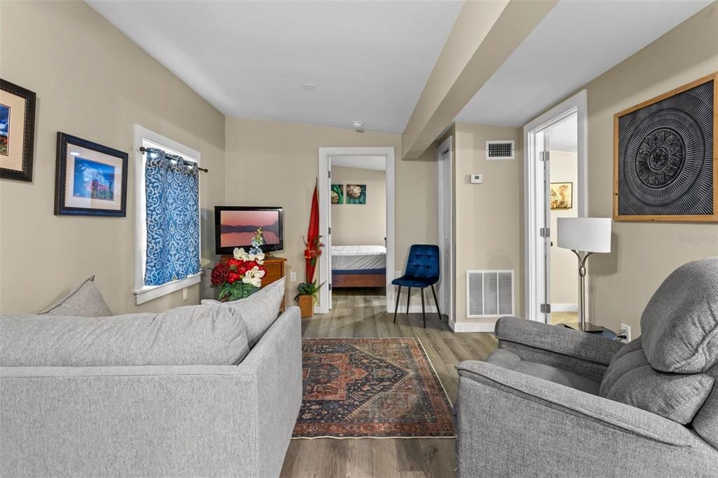 Active With Contract: $539,000 (3 beds, 2 baths, 1923 Square Feet)