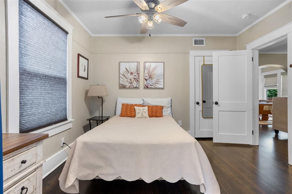 Active With Contract: $539,000 (3 beds, 2 baths, 1923 Square Feet)