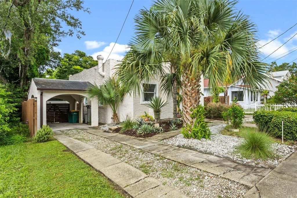 Active With Contract: $539,000 (3 beds, 2 baths, 1923 Square Feet)