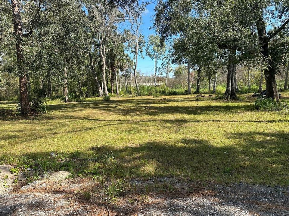 На продажу: $410,000 (4 спален, 2 ванн, 1978 Квадратных фут)