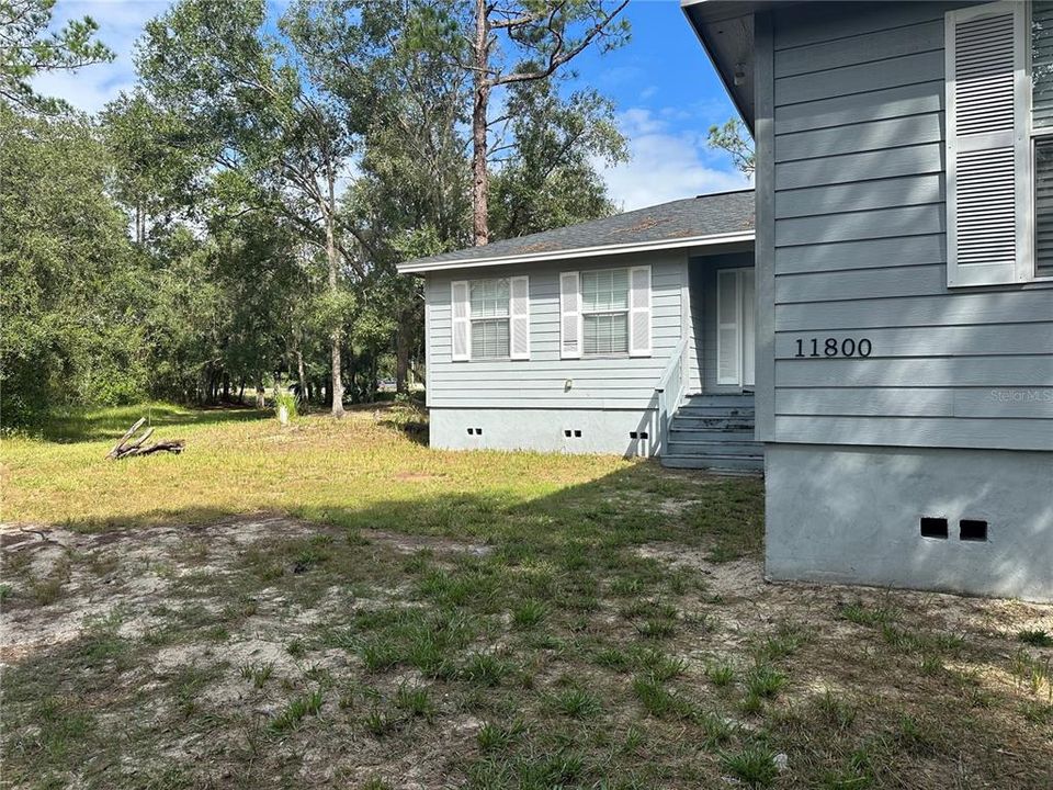 На продажу: $410,000 (4 спален, 2 ванн, 1978 Квадратных фут)