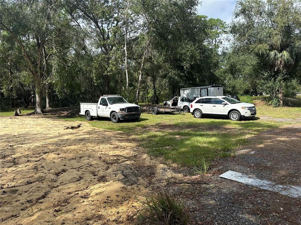 На продажу: $410,000 (4 спален, 2 ванн, 1978 Квадратных фут)