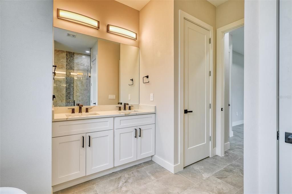 En Venta: $479,000 (3 camas, 2 baños, 1658 Pies cuadrados)