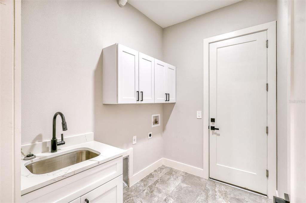 En Venta: $479,000 (3 camas, 2 baños, 1658 Pies cuadrados)