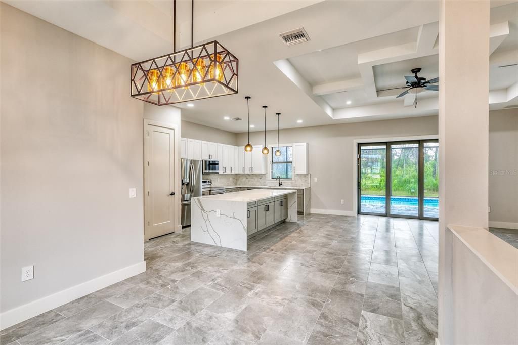 En Venta: $479,000 (3 camas, 2 baños, 1658 Pies cuadrados)