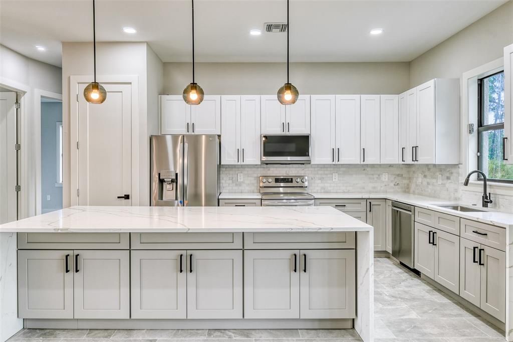 En Venta: $479,000 (3 camas, 2 baños, 1658 Pies cuadrados)