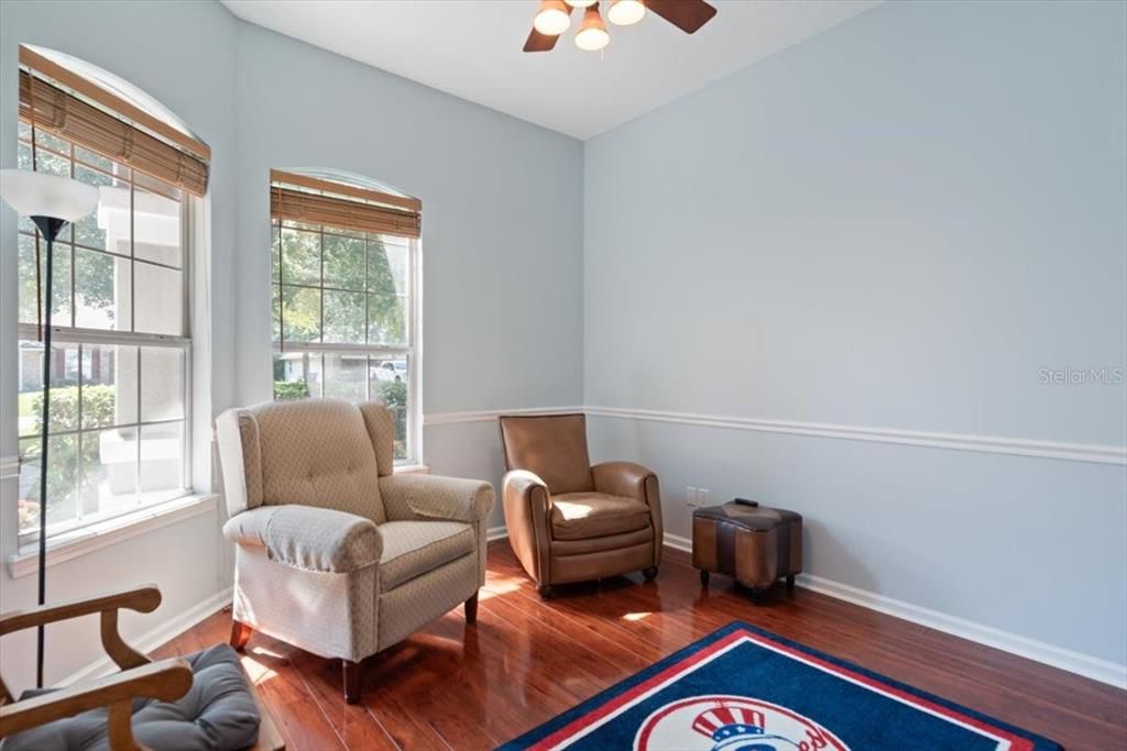 En Venta: $564,800 (5 camas, 4 baños, 3072 Pies cuadrados)