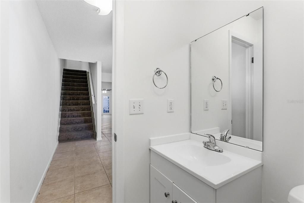 На продажу: $189,000 (2 спален, 2 ванн, 1434 Квадратных фут)