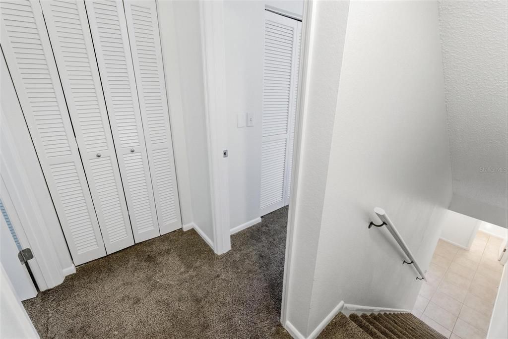 На продажу: $189,000 (2 спален, 2 ванн, 1434 Квадратных фут)