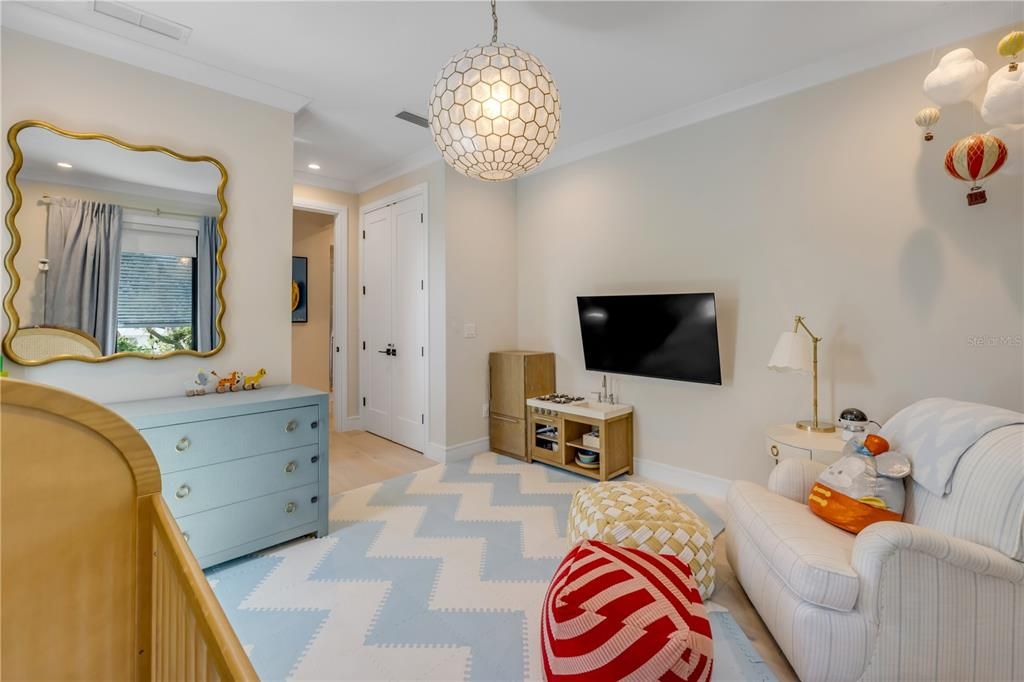 На продажу: $2,925,000 (4 спален, 4 ванн, 3423 Квадратных фут)