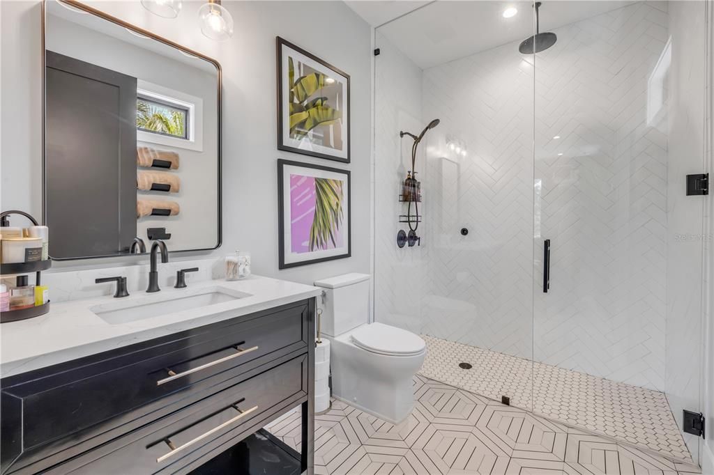 На продажу: $2,925,000 (4 спален, 4 ванн, 3423 Квадратных фут)