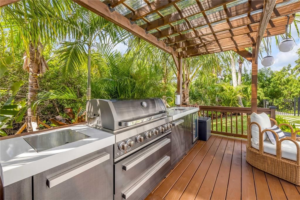 На продажу: $2,925,000 (4 спален, 4 ванн, 3423 Квадратных фут)