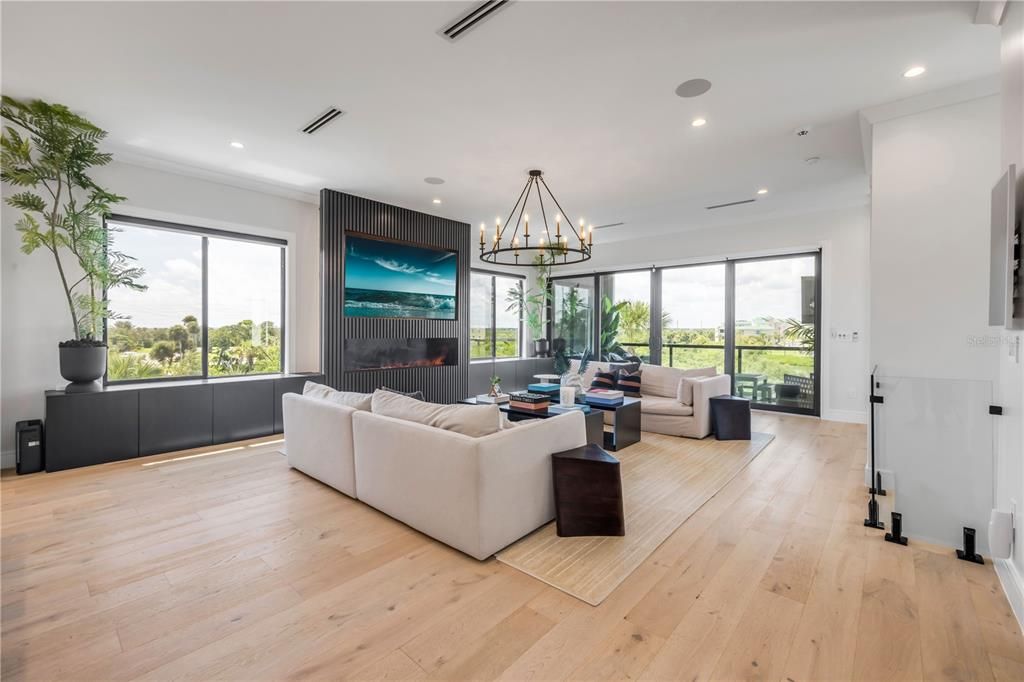 На продажу: $2,925,000 (4 спален, 4 ванн, 3423 Квадратных фут)