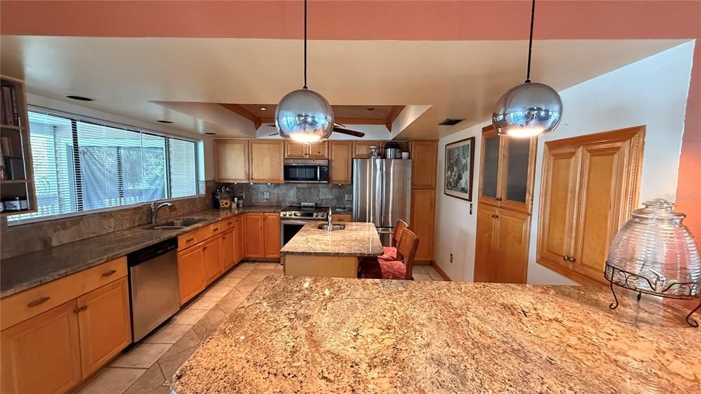 待售: $1,998,000 (3 贝兹, 3 浴室, 2758 平方英尺)