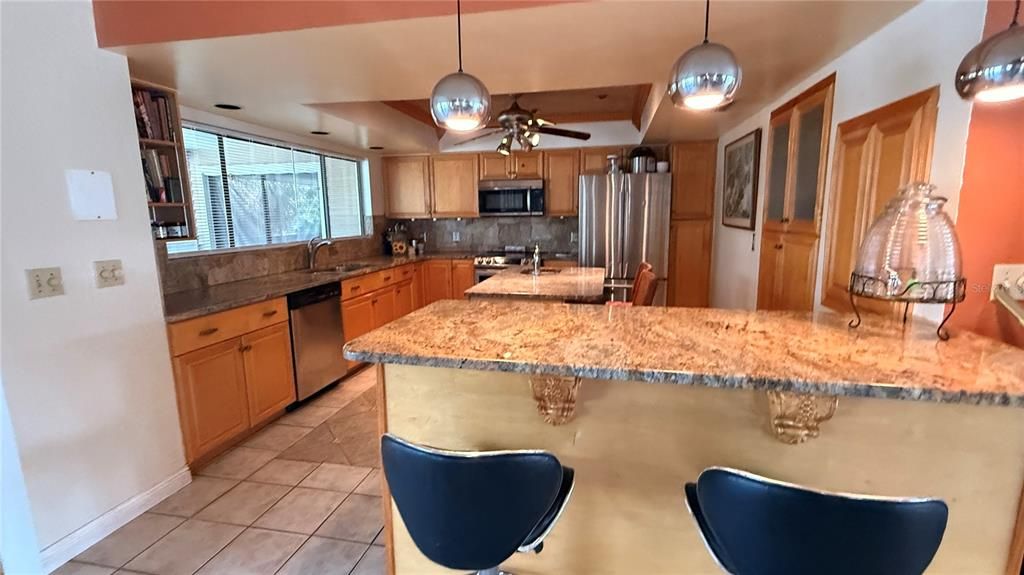 待售: $1,998,000 (3 贝兹, 3 浴室, 2758 平方英尺)