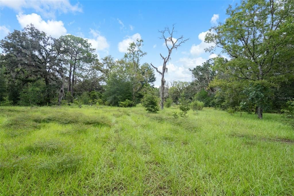 En Venta: $450,000 (4 camas, 2 baños, 2052 Pies cuadrados)