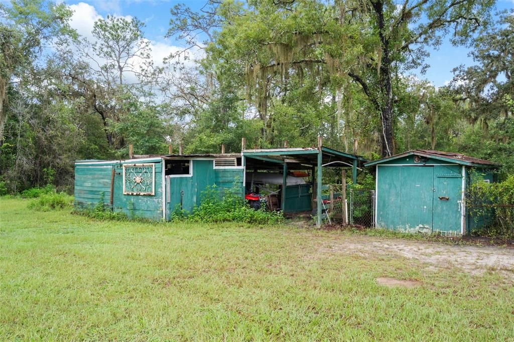 En Venta: $450,000 (4 camas, 2 baños, 2052 Pies cuadrados)