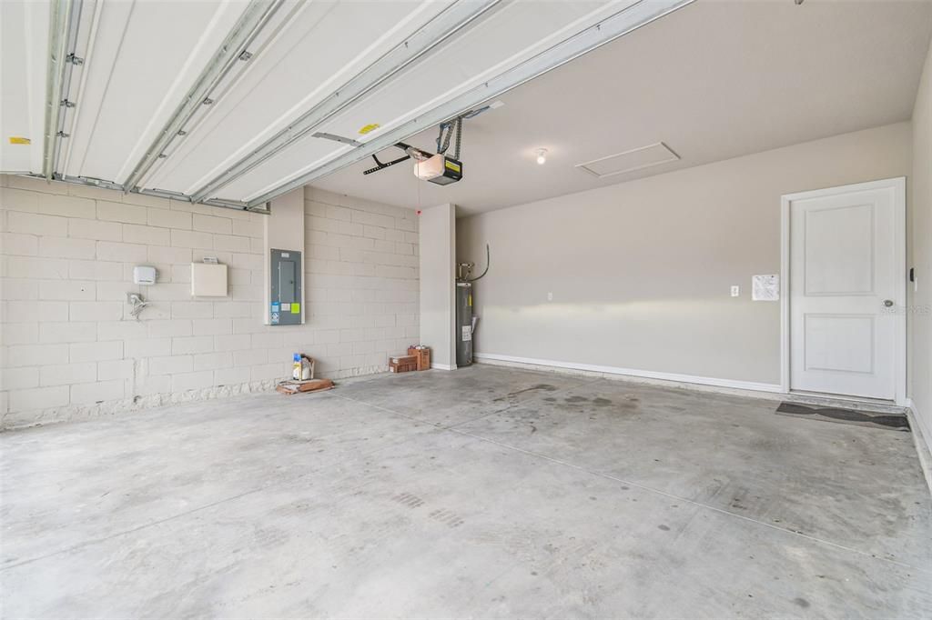 For Sale: $384,900 (4 beds, 2 baths, 1823 Square Feet)