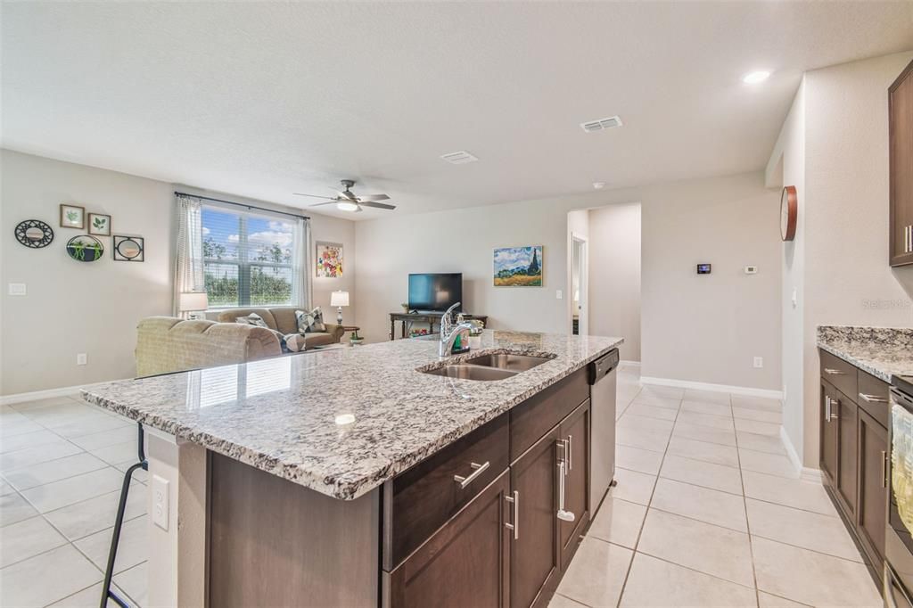 For Sale: $384,900 (4 beds, 2 baths, 1823 Square Feet)