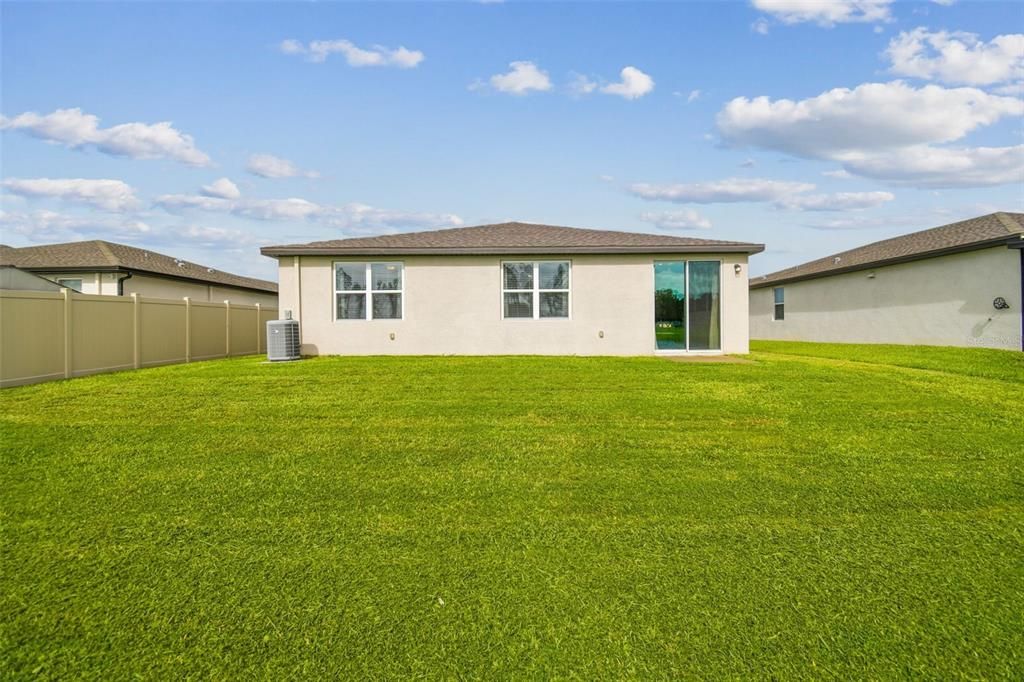 For Sale: $384,900 (4 beds, 2 baths, 1823 Square Feet)