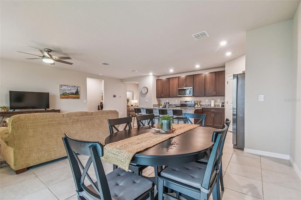 For Sale: $384,900 (4 beds, 2 baths, 1823 Square Feet)