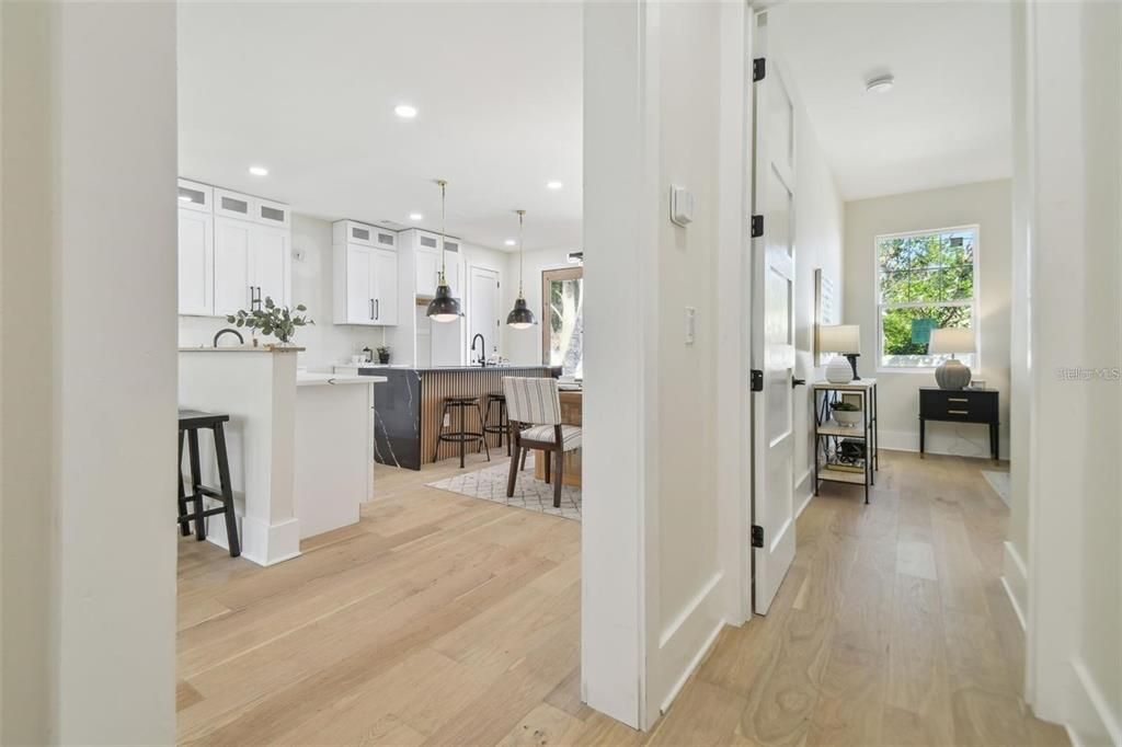 На продажу: $715,000 (4 спален, 4 ванн, 2471 Квадратных фут)