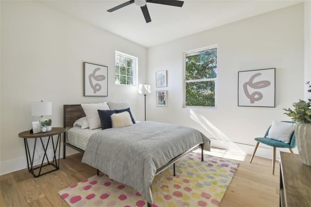 На продажу: $715,000 (4 спален, 4 ванн, 2471 Квадратных фут)