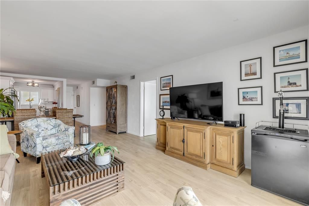 En Venta: $340,000 (3 camas, 2 baños, 1495 Pies cuadrados)