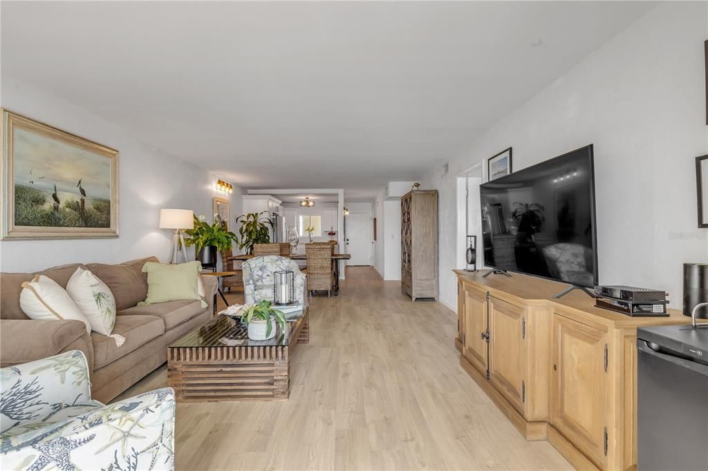 En Venta: $340,000 (3 camas, 2 baños, 1495 Pies cuadrados)