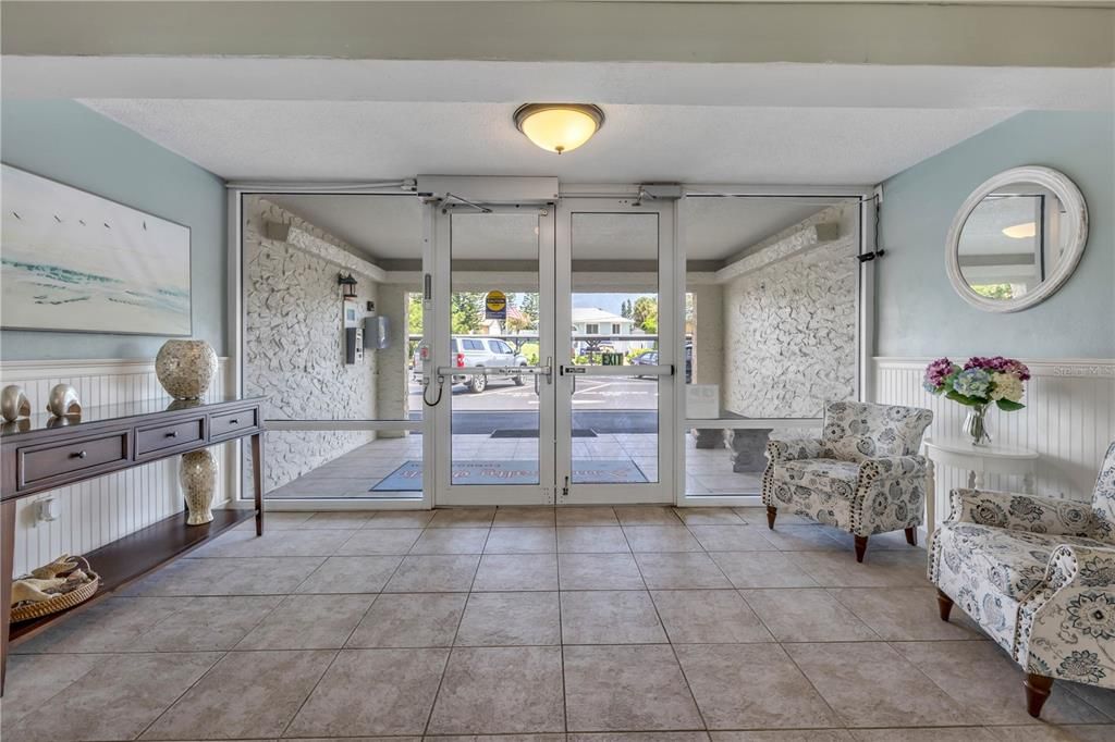 En Venta: $340,000 (3 camas, 2 baños, 1495 Pies cuadrados)