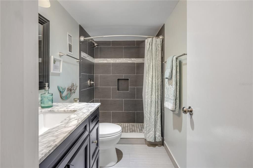 En Venta: $340,000 (3 camas, 2 baños, 1495 Pies cuadrados)