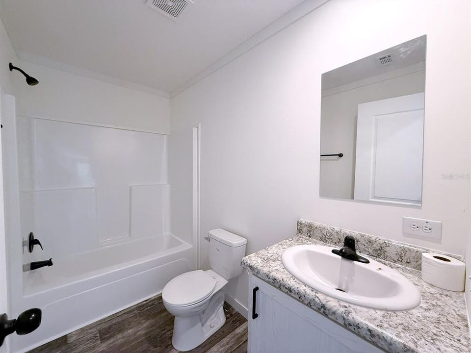 For Sale: $224,900 (4 beds, 2 baths, 1813 Square Feet)