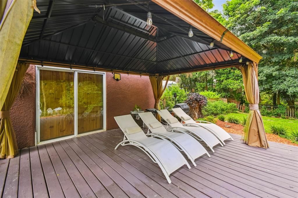 На продажу: $575,000 (4 спален, 2 ванн, 2413 Квадратных фут)