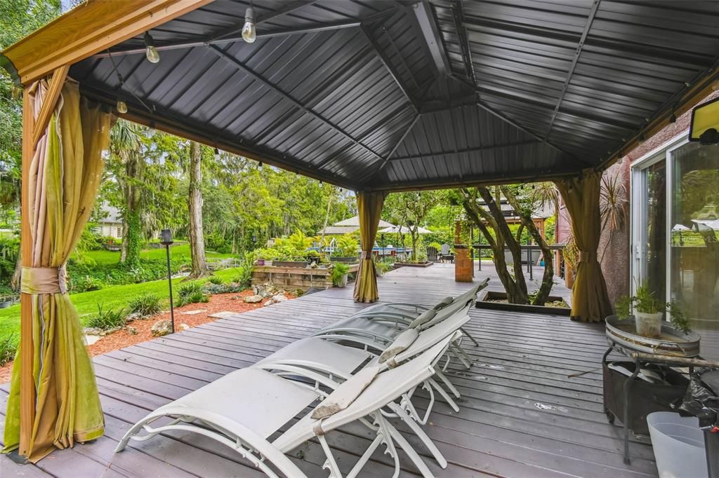 На продажу: $575,000 (4 спален, 2 ванн, 2413 Квадратных фут)