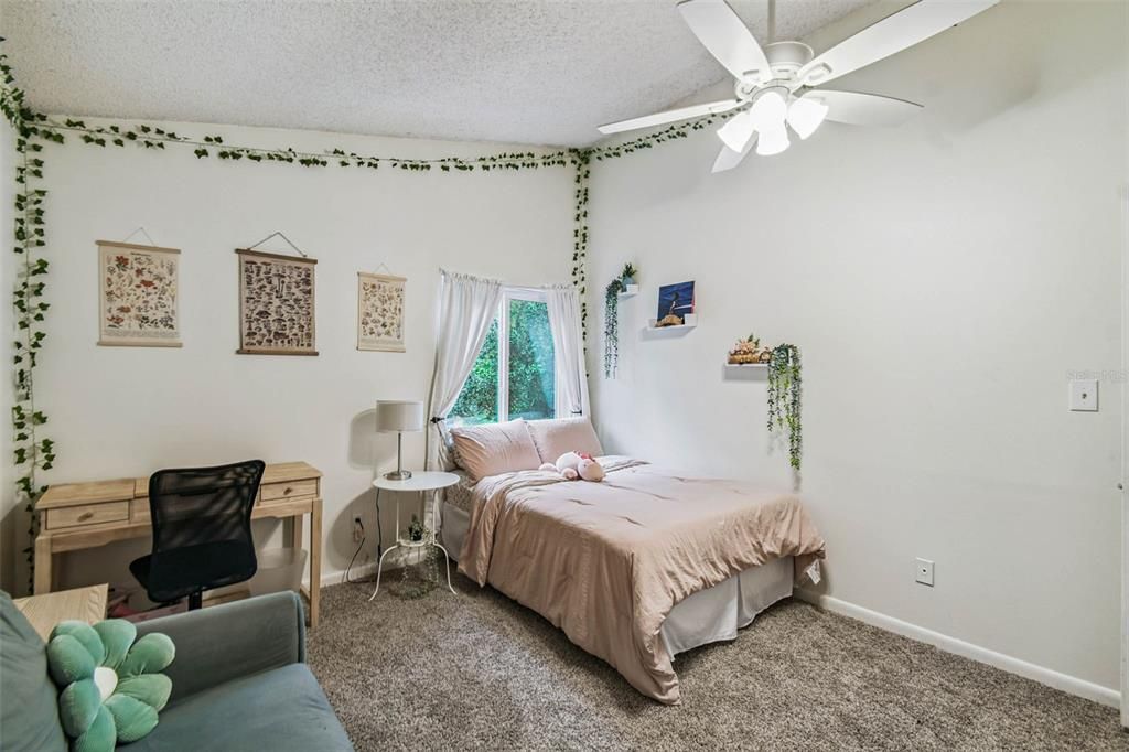 На продажу: $575,000 (4 спален, 2 ванн, 2413 Квадратных фут)