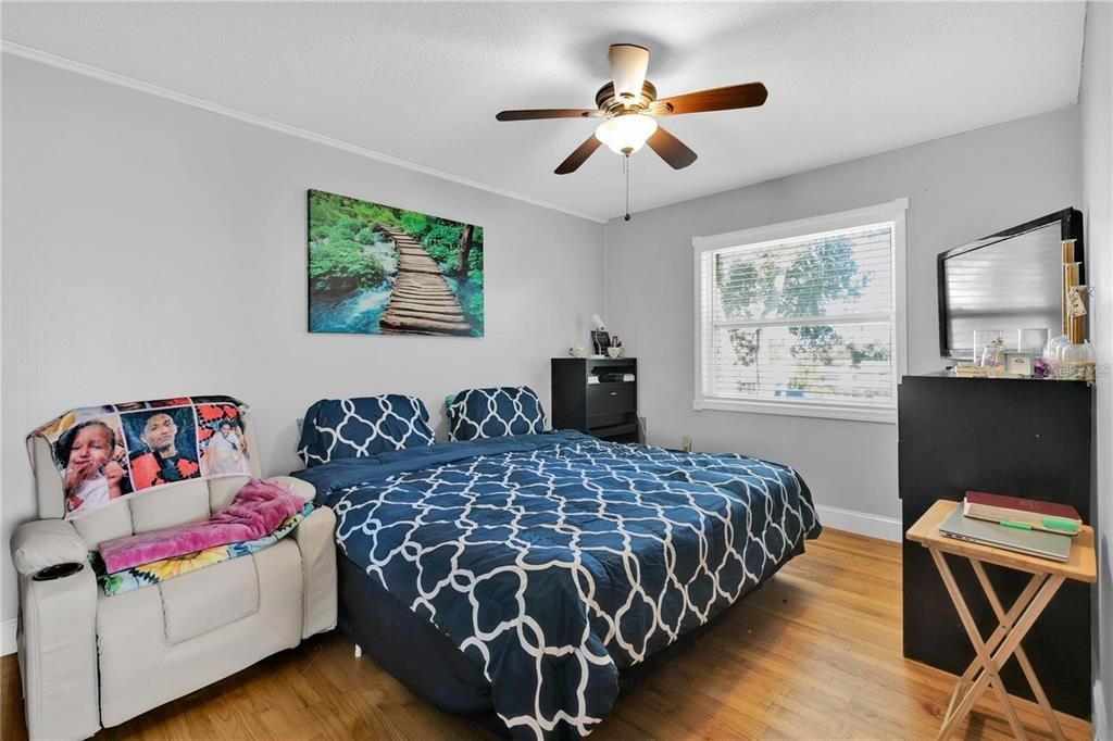 待售: $485,000 (4 贝兹, 2 浴室, 2226 平方英尺)