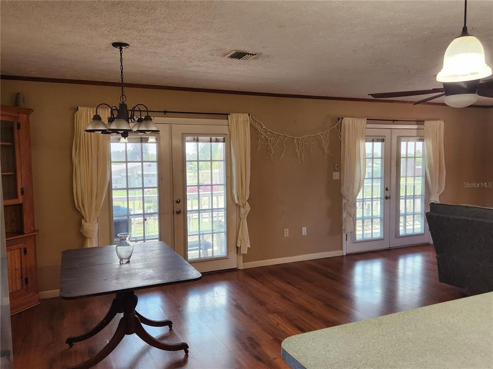 For Sale: $249,000 (2 beds, 2 baths, 1344 Square Feet)