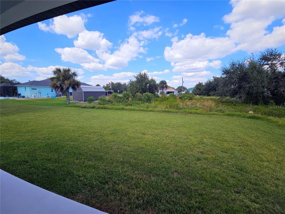 For Sale: $359,000 (4 beds, 2 baths, 1674 Square Feet)