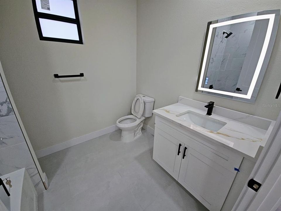 For Sale: $359,000 (4 beds, 2 baths, 1674 Square Feet)