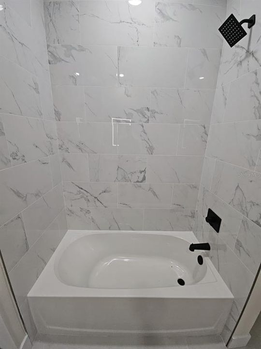 For Sale: $359,000 (4 beds, 2 baths, 1674 Square Feet)