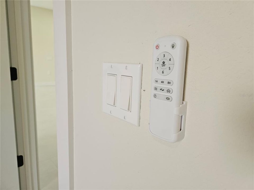 For Sale: $359,000 (4 beds, 2 baths, 1674 Square Feet)