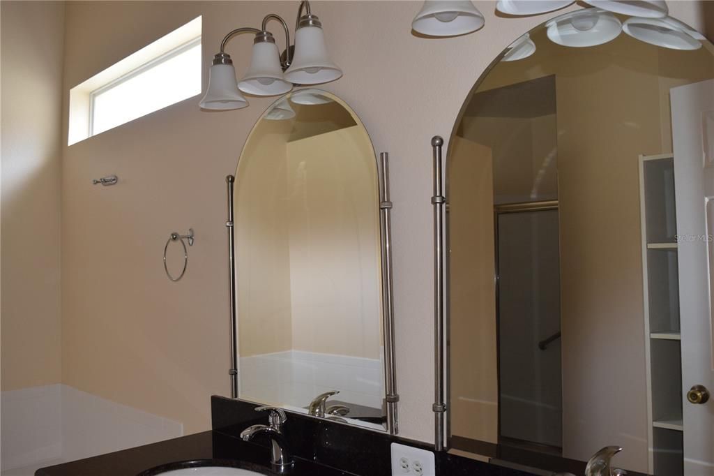 出租: $2,190 (3 贝兹, 2 浴室, 1484 平方英尺)