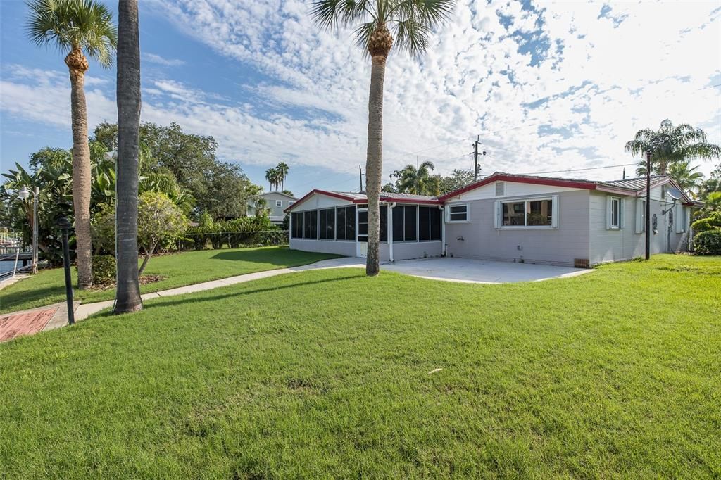 На продажу: $449,900 (2 спален, 2 ванн, 1480 Квадратных фут)