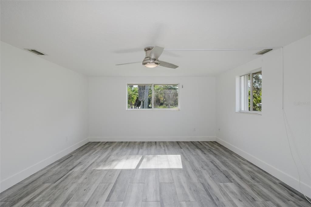 На продажу: $449,900 (2 спален, 2 ванн, 1480 Квадратных фут)