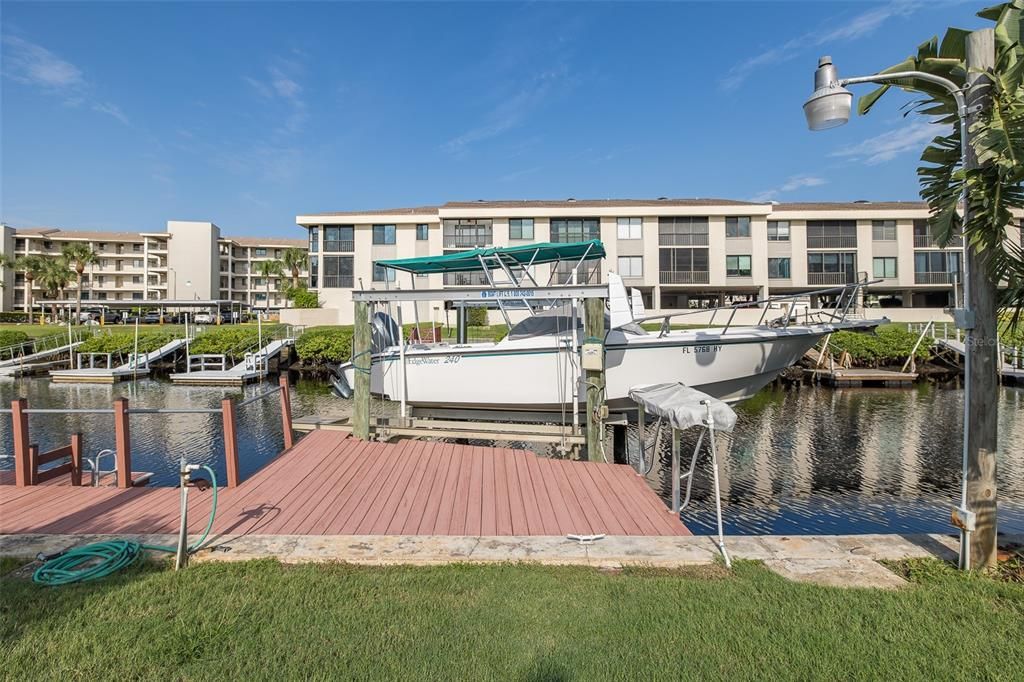 На продажу: $449,900 (2 спален, 2 ванн, 1480 Квадратных фут)