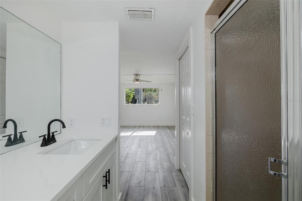 На продажу: $449,900 (2 спален, 2 ванн, 1480 Квадратных фут)