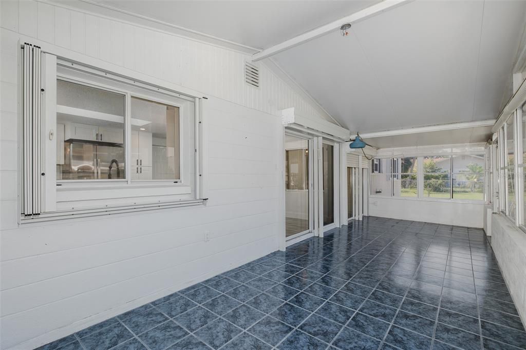 На продажу: $449,900 (2 спален, 2 ванн, 1480 Квадратных фут)