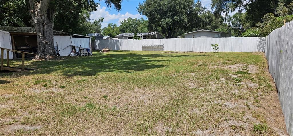 合同活跃: $220,000 (3 贝兹, 2 浴室, 1040 平方英尺)