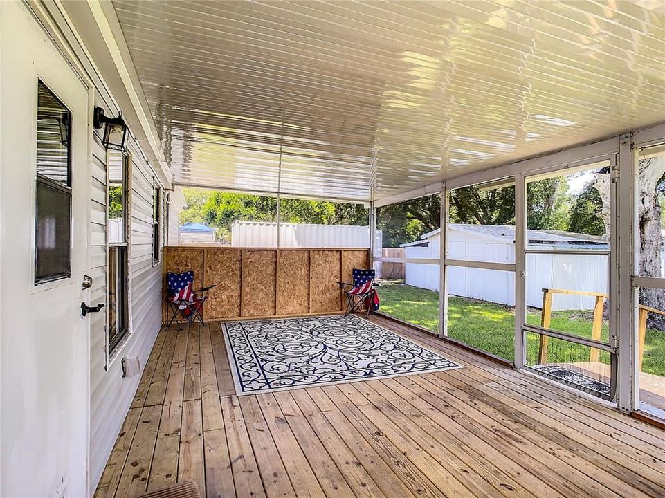 合同活跃: $220,000 (3 贝兹, 2 浴室, 1040 平方英尺)