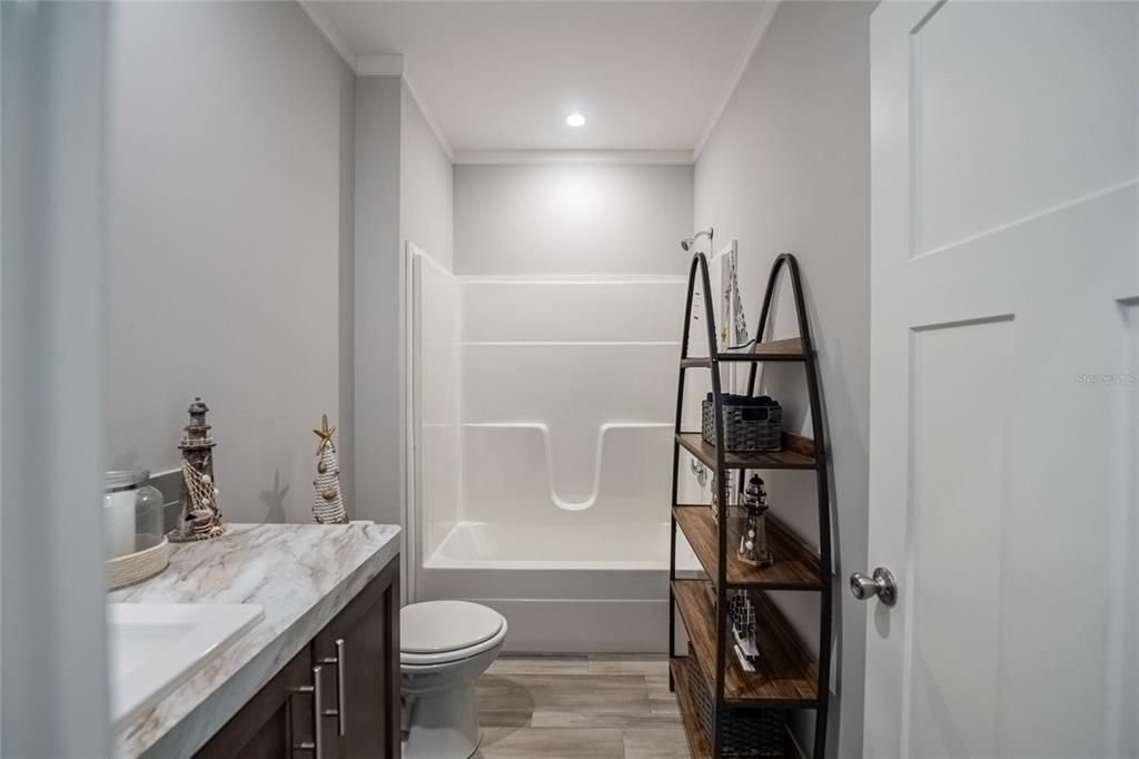 En Venta: $297,900 (3 camas, 2 baños, 1135 Pies cuadrados)